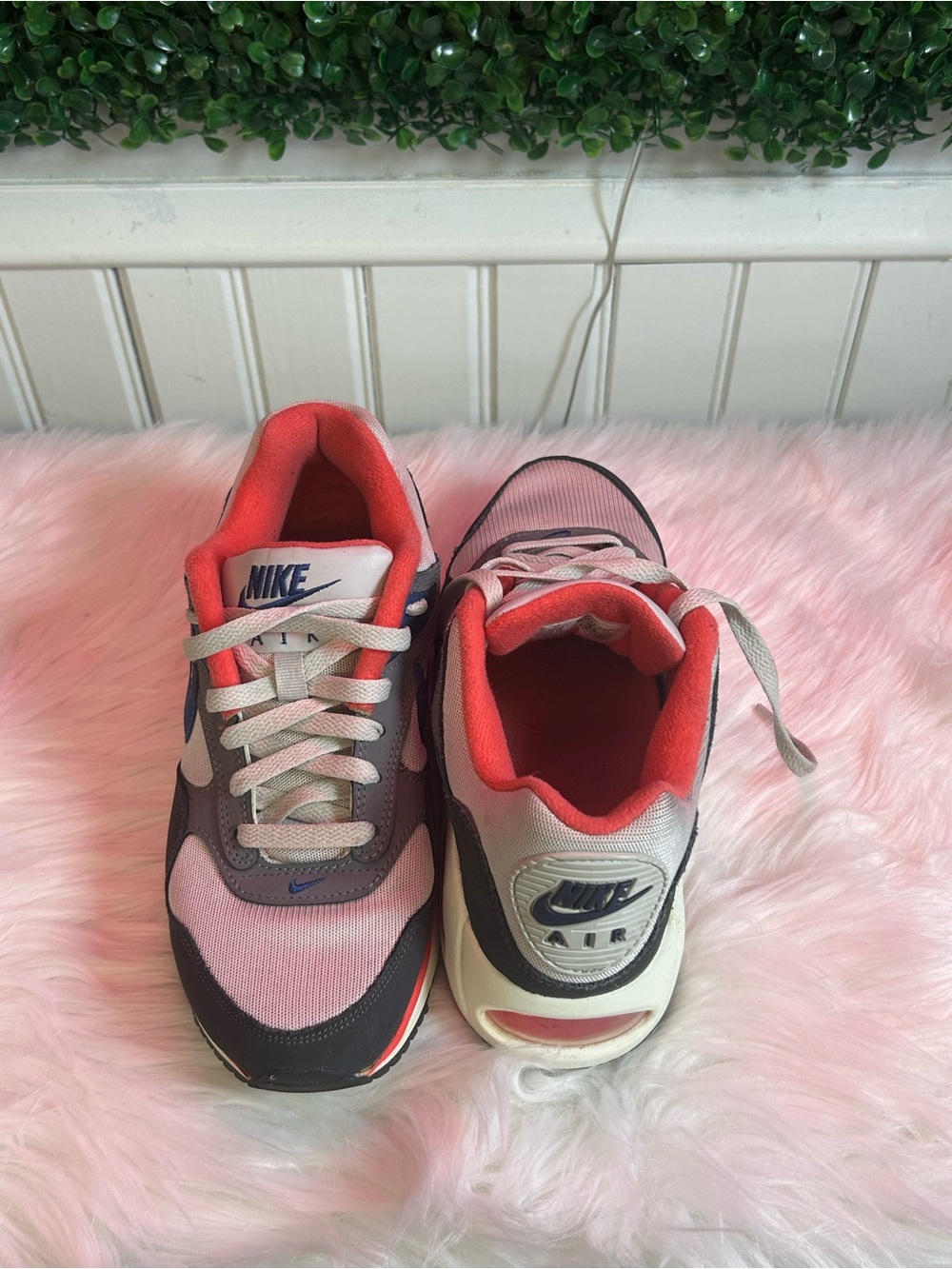 Nike Kids Sneakers in Pink, Coral & Black